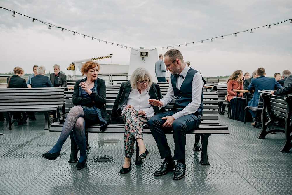 reportage Hochzeit auf der MS Hanseat in Bremen 51