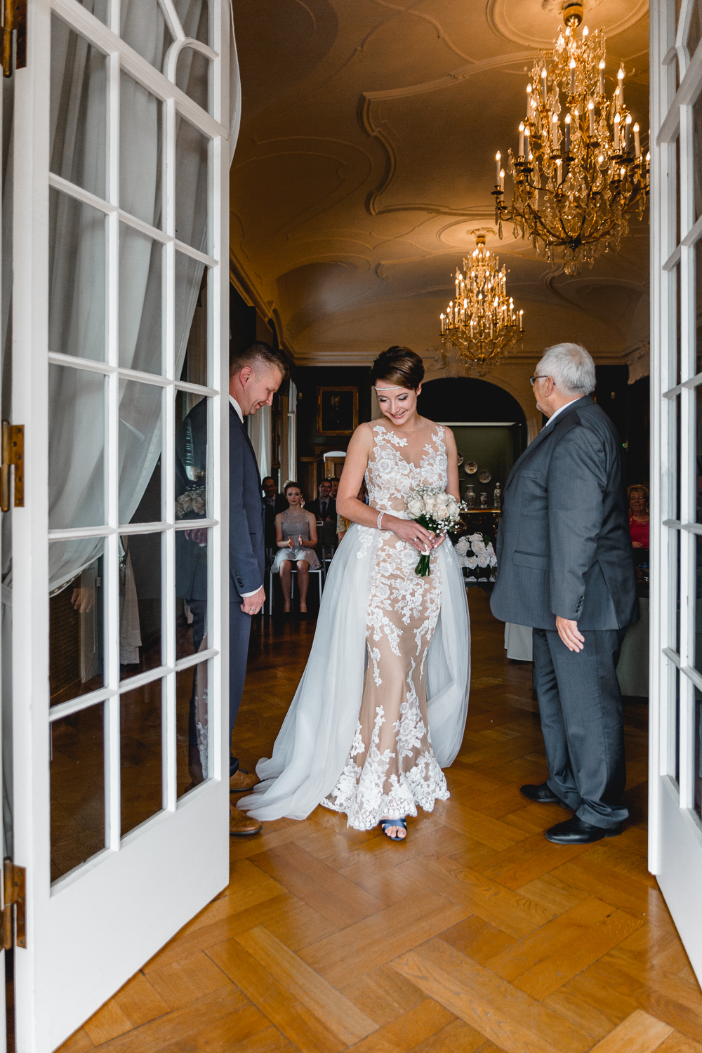 reportage Hochzeit im Mai auf Schloss Lichtenwalde 7