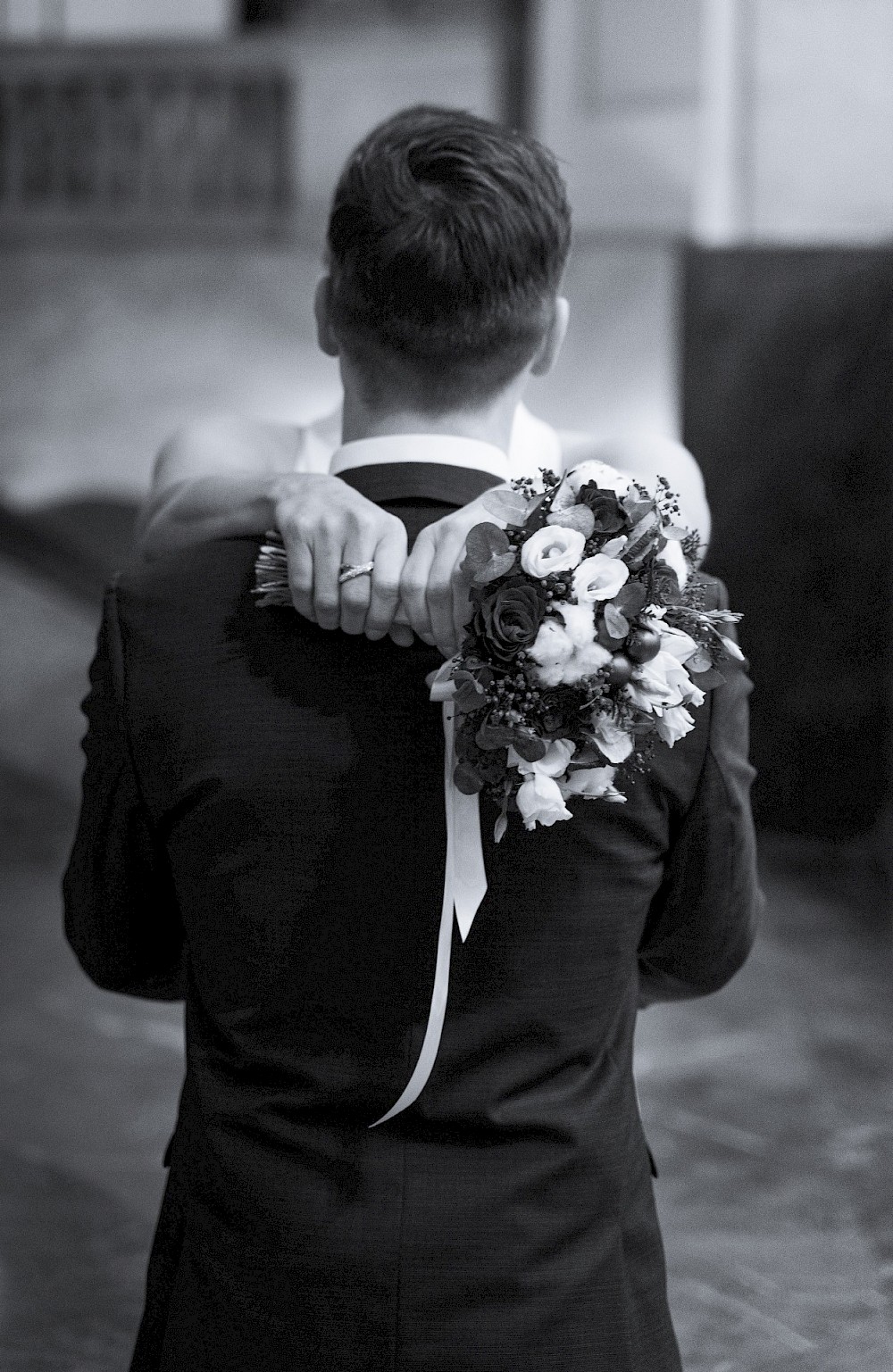 reportage Winterhochzeit in Hannover mit Brautpaarshooting im Neuen Rathaus 29