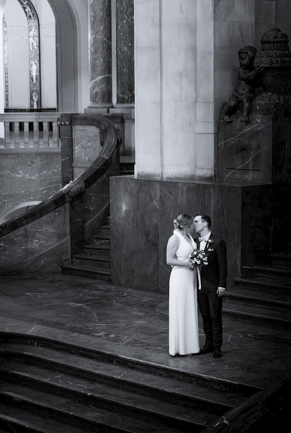 reportage Winterhochzeit in Hannover mit Brautpaarshooting im Neuen Rathaus 26