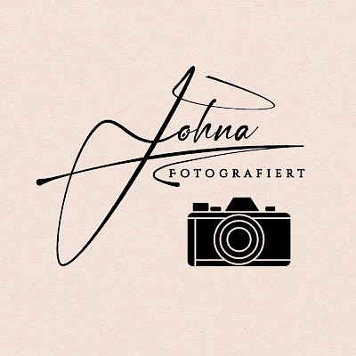 Logo Johna fotografiert
