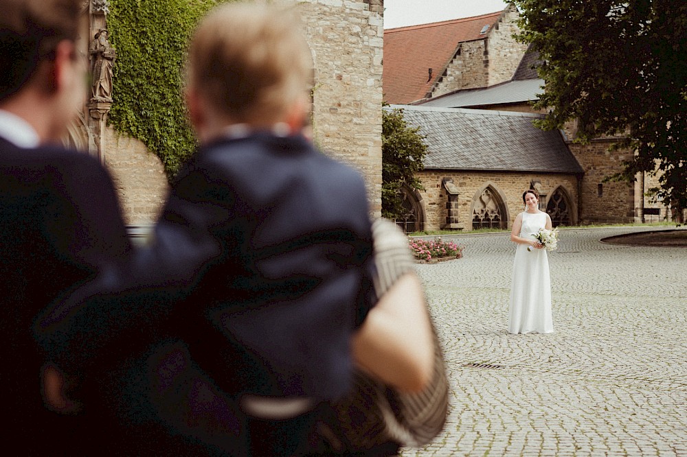 reportage Kirchliche Trauung und Feier auf Schloss Neuenburg 3