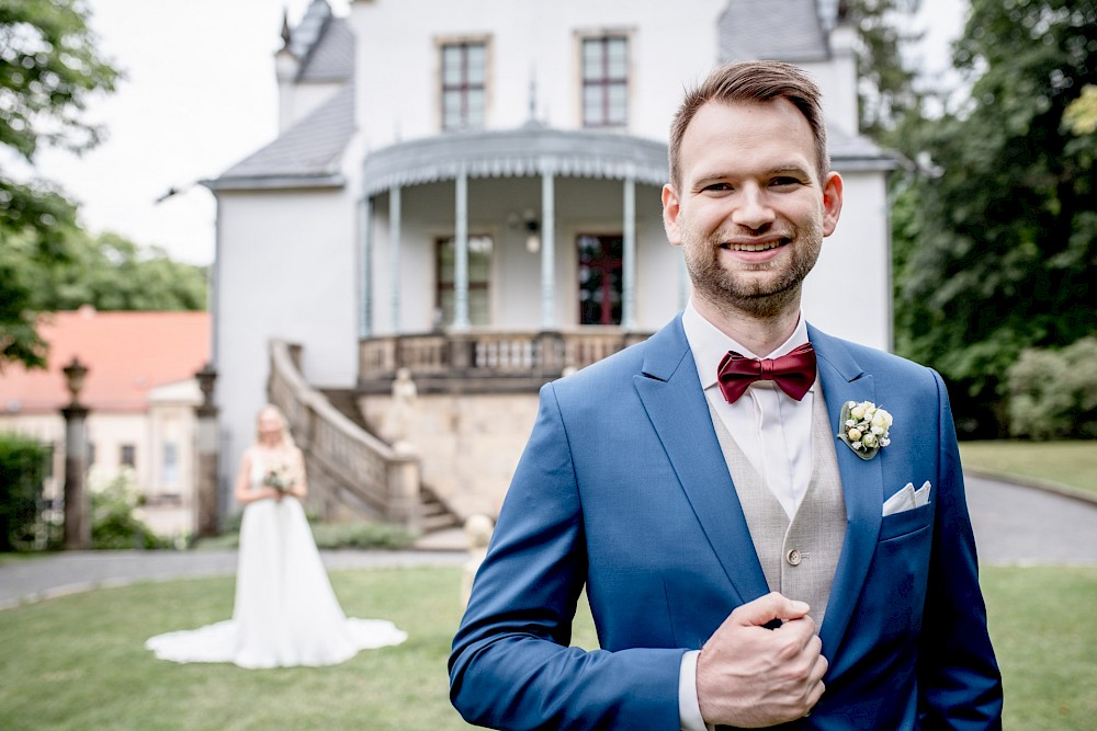 reportage Theresa & Tom - Romantische Trauung und wahre Liebe auf Schloss Burgk in Freital 21