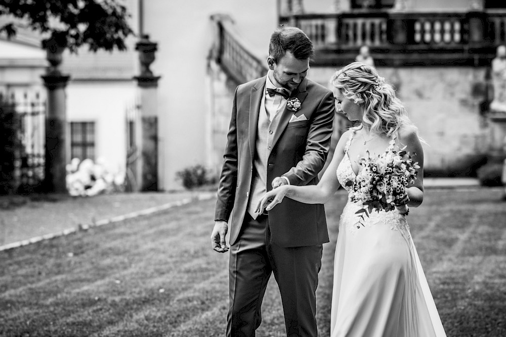 reportage Theresa & Tom - Romantische Trauung und wahre Liebe auf Schloss Burgk in Freital 25