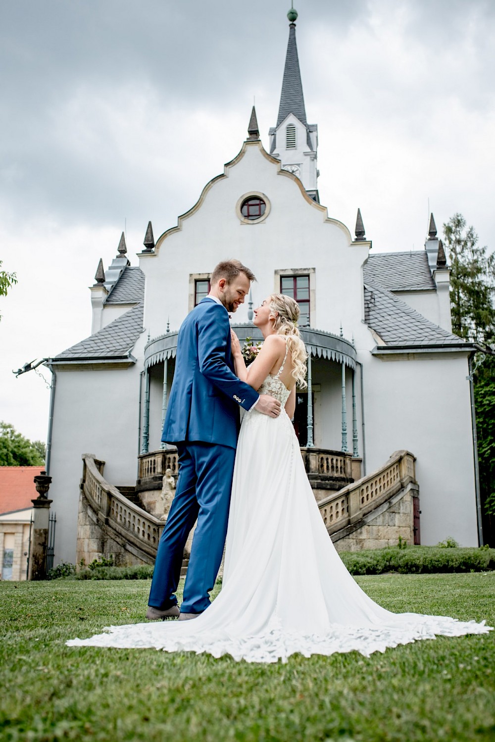 reportage Theresa & Tom - Romantische Trauung und wahre Liebe auf Schloss Burgk in Freital 27