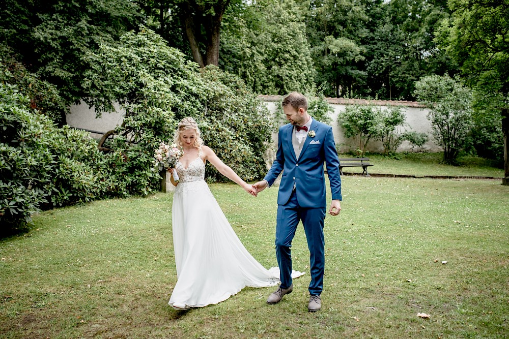 reportage Theresa & Tom - Romantische Trauung und wahre Liebe auf Schloss Burgk in Freital 28