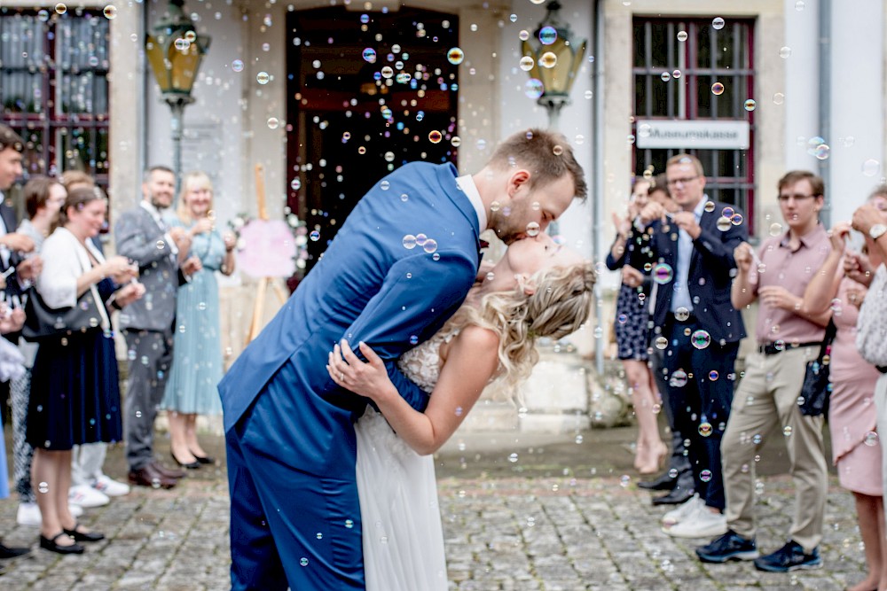 reportage Theresa & Tom - Romantische Trauung und wahre Liebe auf Schloss Burgk in Freital 36