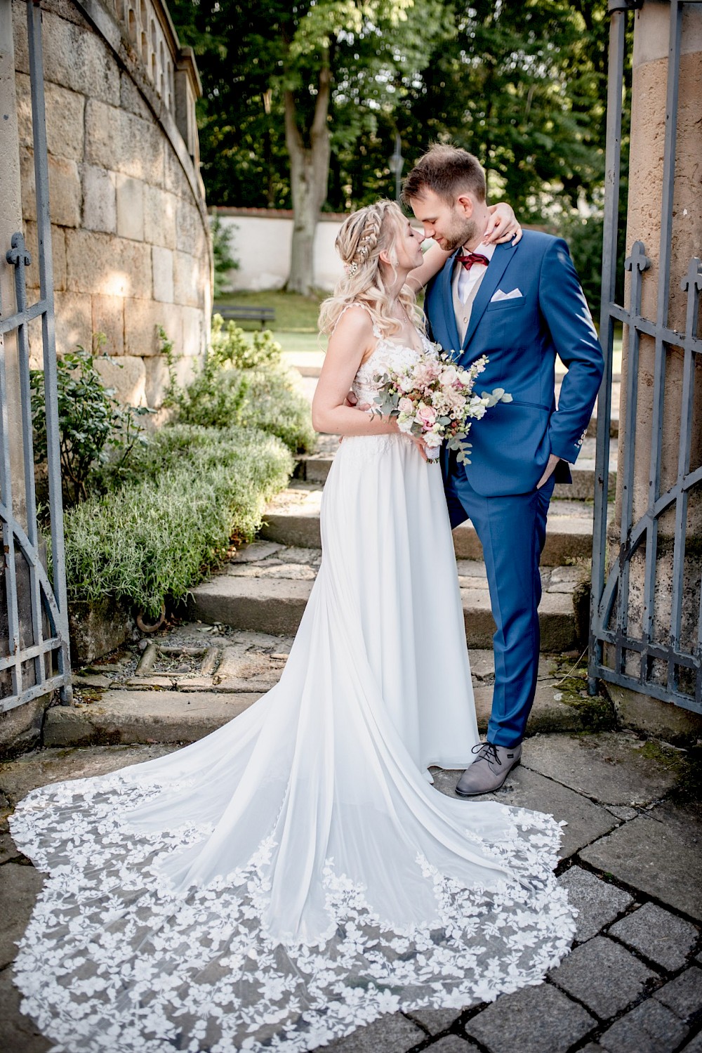 reportage Theresa & Tom - Romantische Trauung und wahre Liebe auf Schloss Burgk in Freital 40