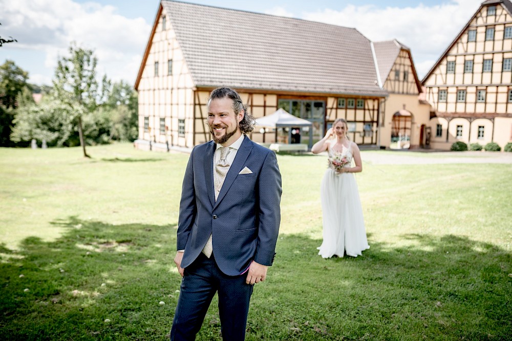 reportage Lelena & Paul - Magische Sommer-Momente im Quellenhof Garbisdorf 25