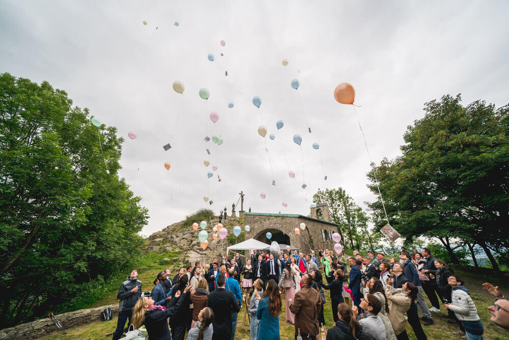 reportage Sophie & Christians romantische Hochzeit in der Rhön 38