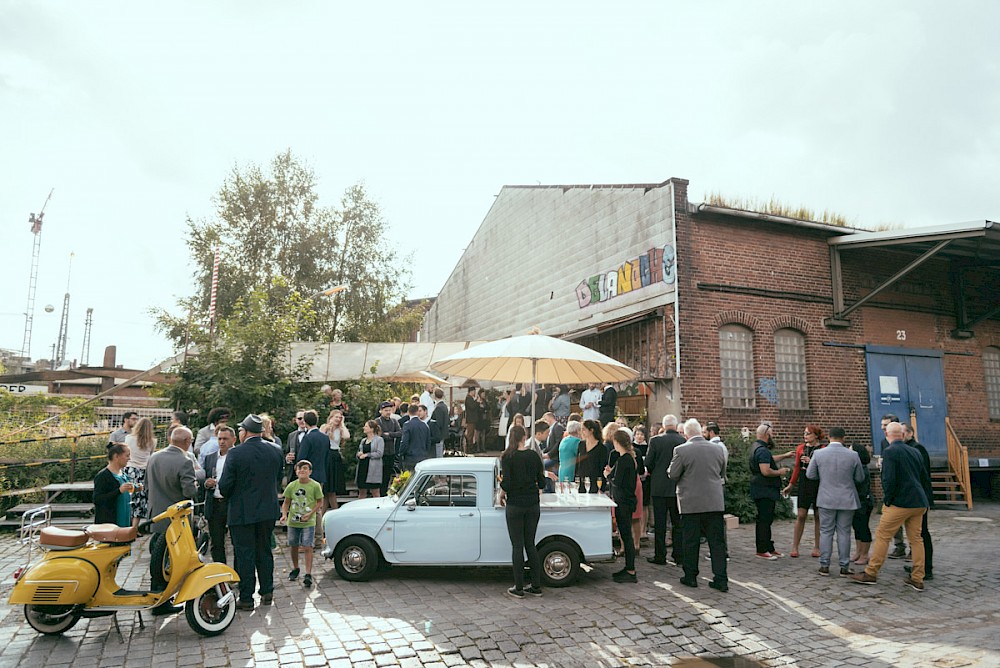 reportage Eine Schweizer Hochzeit im Oberhafen 36