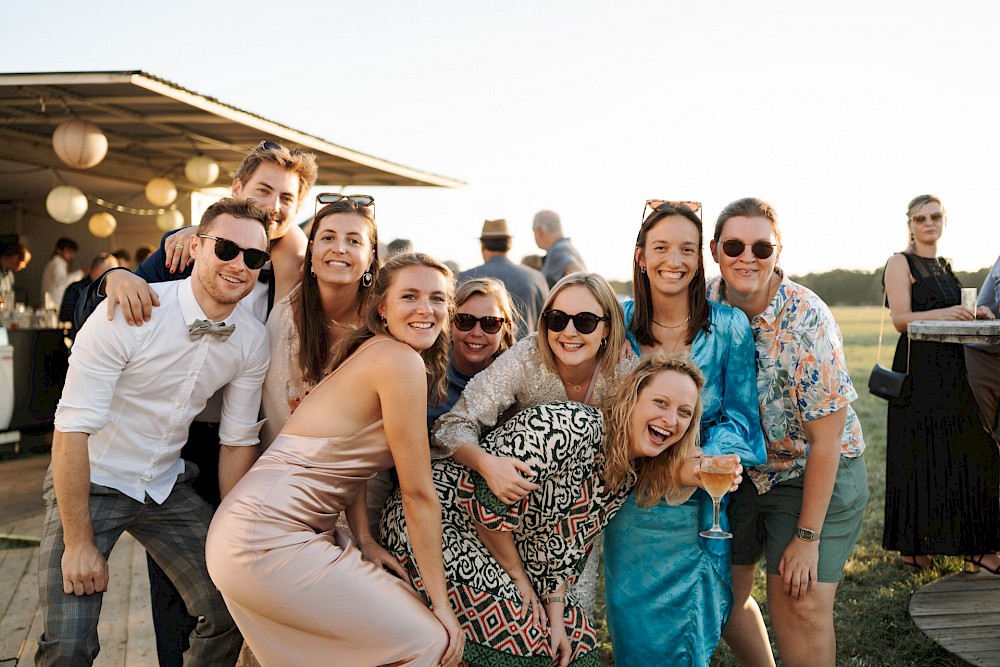 reportage Eine Festivalhochzeit in Antwerpen – Freie Trauung mit Streetfood, Live-Musik und jeder Menge Liebe. Authentisch, wild & echt. 27