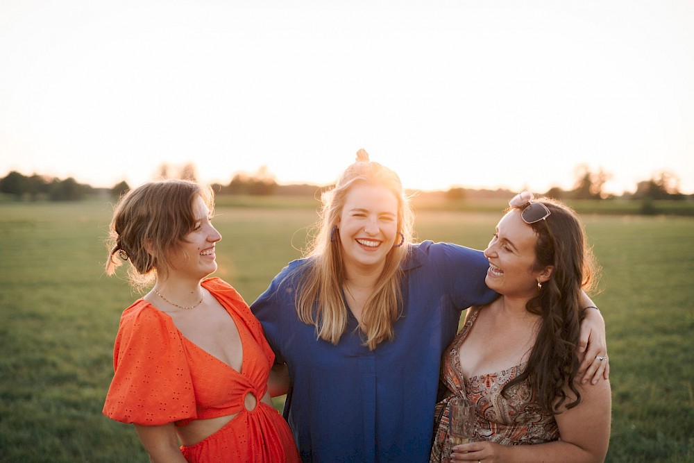 reportage Eine Festivalhochzeit in Antwerpen – Freie Trauung mit Streetfood, Live-Musik und jeder Menge Liebe. Authentisch, wild & echt. 29