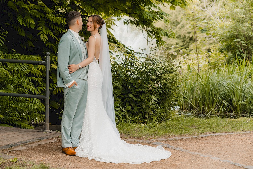 reportage Hochzeit im Kurhaushotel Bad Salzhausen, Standesamt im Parksaal 23