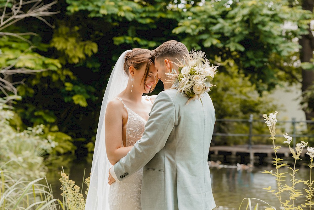 reportage Hochzeit im Kurhaushotel Bad Salzhausen, Standesamt im Parksaal 20