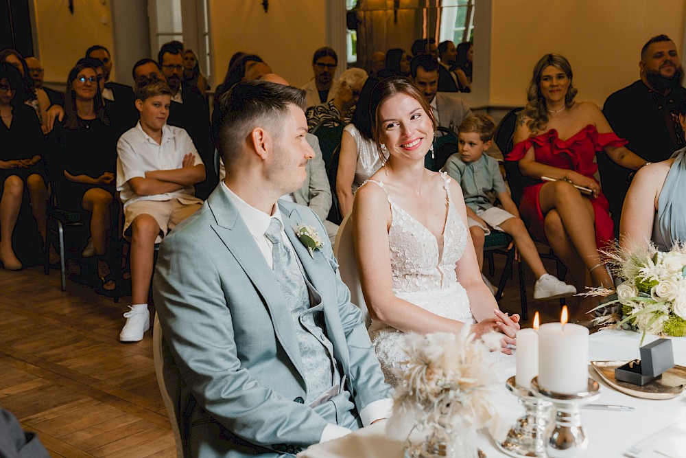 reportage Hochzeit im Kurhaushotel Bad Salzhausen, Standesamt im Parksaal 4