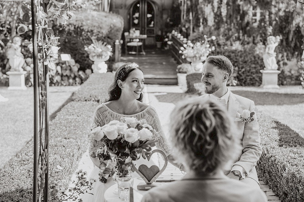 reportage Hochzeit - Standesamt im Schloss Stammheim 18
