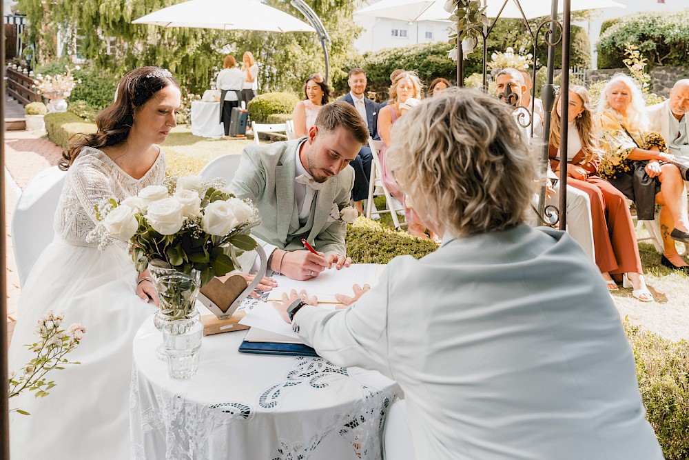 reportage Hochzeit - Standesamt im Schloss Stammheim 32