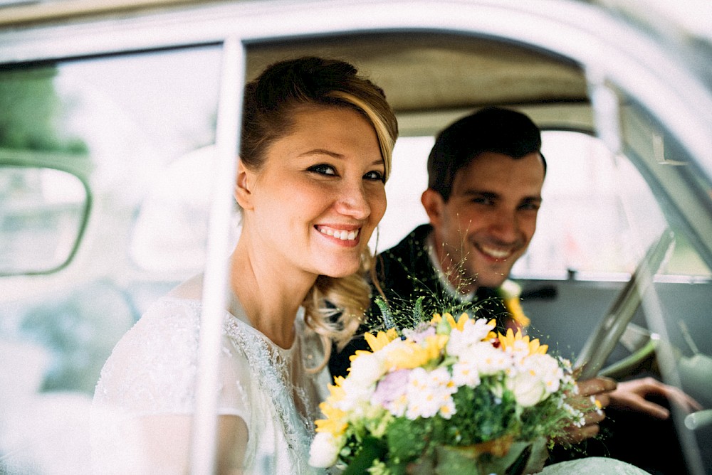 reportage Sommerhochzeit im Bahnwagon 16