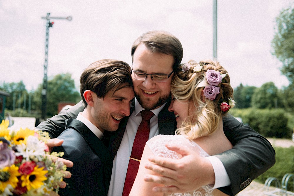 reportage Sommerhochzeit im Bahnwagon 38