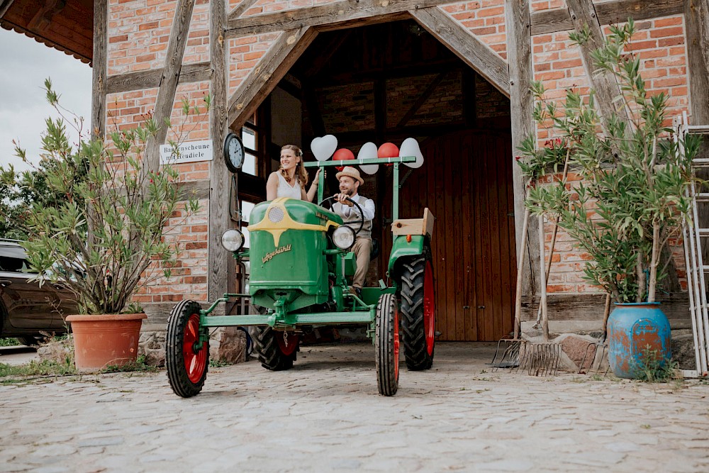 reportage Hochzeit in der Augustusgabe Barby 13