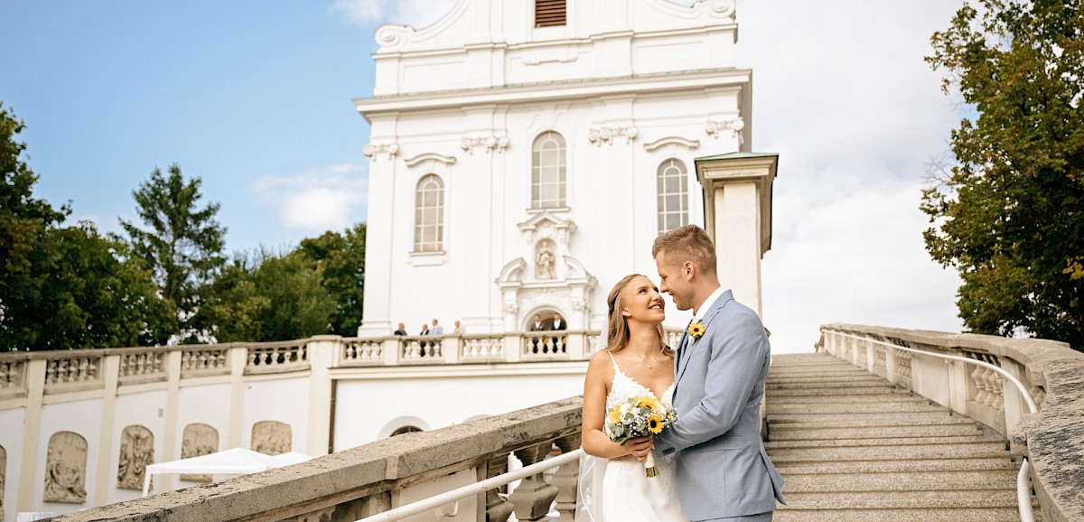 Eine moderne Hochzeitsgeschichte in ehrlichem Licht