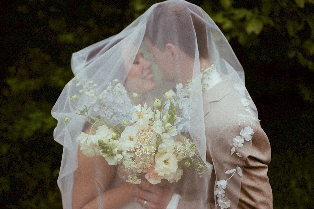 reportage Hochzeit von Devan & Kevin im Hofgut Rodenstein 34