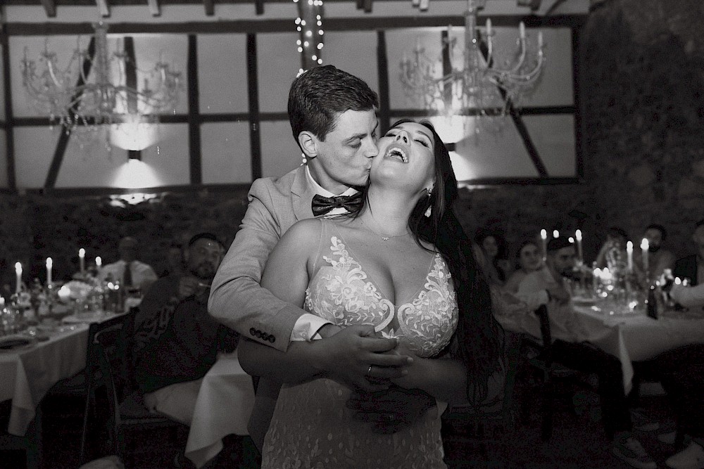 reportage Hochzeit von Devan & Kevin im Hofgut Rodenstein 43