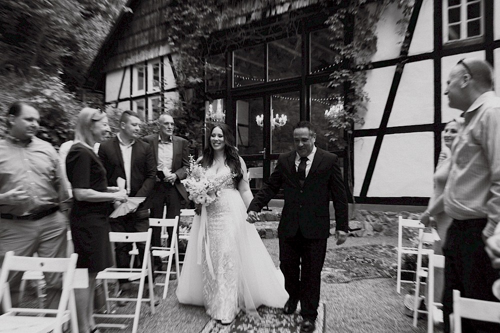 reportage Hochzeit von Devan & Kevin im Hofgut Rodenstein 41