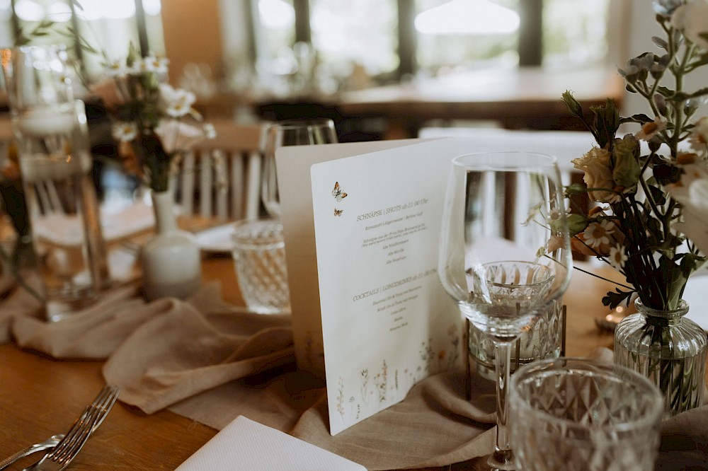 reportage Hochzeitsfotograf Schwarzwald | Traumhafte Hochzeit in der Hochzeitslocation "Die Säge" in Niedereschach-Kappel | Alena Fotografie | 48
