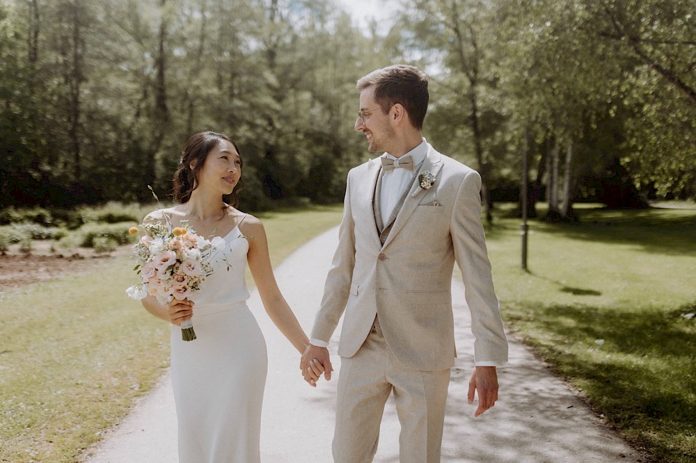 reportage Hochzeitsfotograf Schwarzwald | Traumhafte Hochzeit in der Hochzeitslocation "Die Säge" in Niedereschach-Kappel | Alena Fotografie | 20