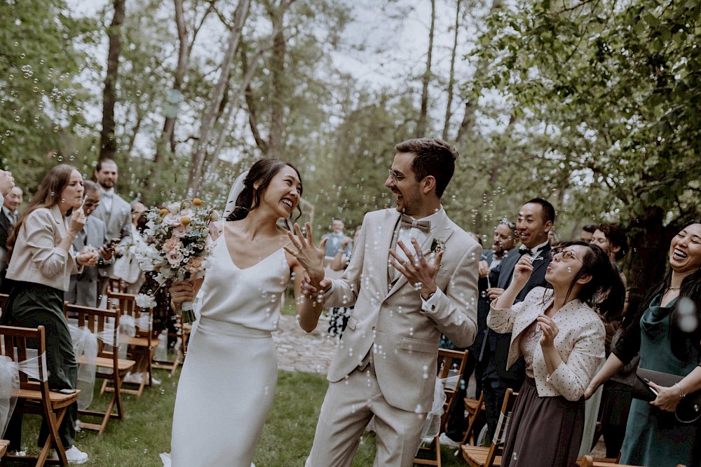 reportage Hochzeitsfotograf Schwarzwald | Traumhafte Hochzeit in der Hochzeitslocation "Die Säge" in Niedereschach-Kappel | Alena Fotografie | 34