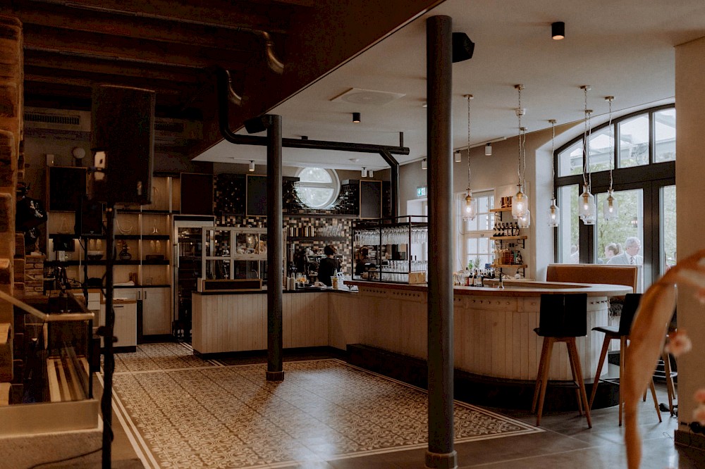 reportage Hochzeitsfotograf Schwarzwald | Traumhafte Hochzeit in der Hochzeitslocation "Die Säge" in Niedereschach-Kappel | Alena Fotografie | 45