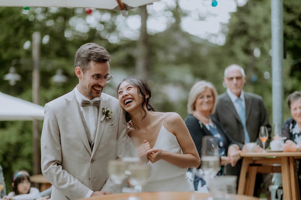 reportage Hochzeitsfotograf Schwarzwald | Traumhafte Hochzeit in der Hochzeitslocation "Die Säge" in Niedereschach-Kappel | Alena Fotografie | 41