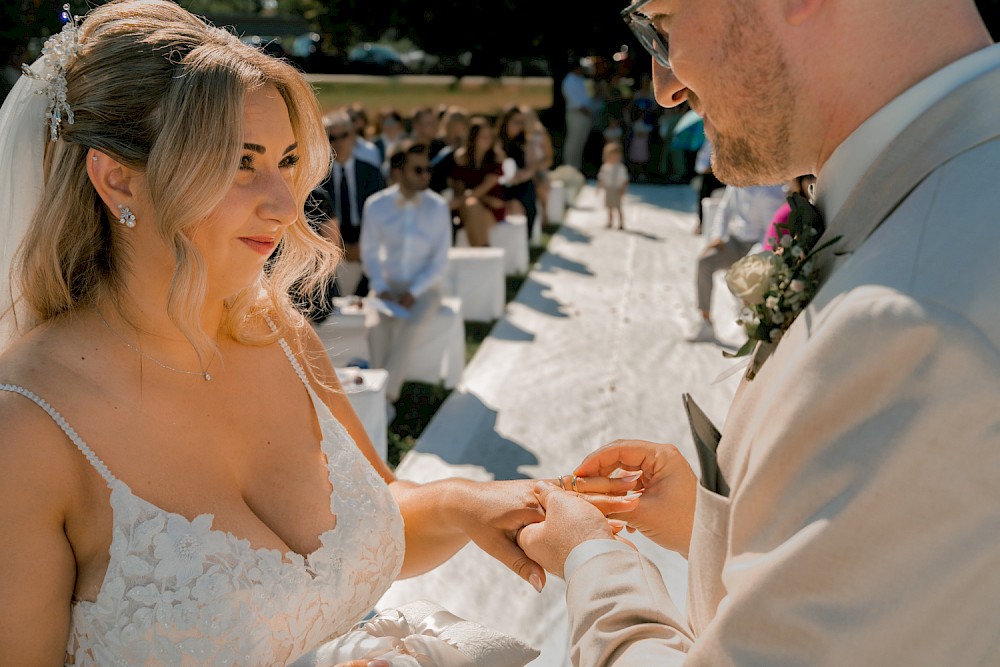 reportage Sommerhochzeit auf dem Hofgut Lugenhof am Bodensee 22