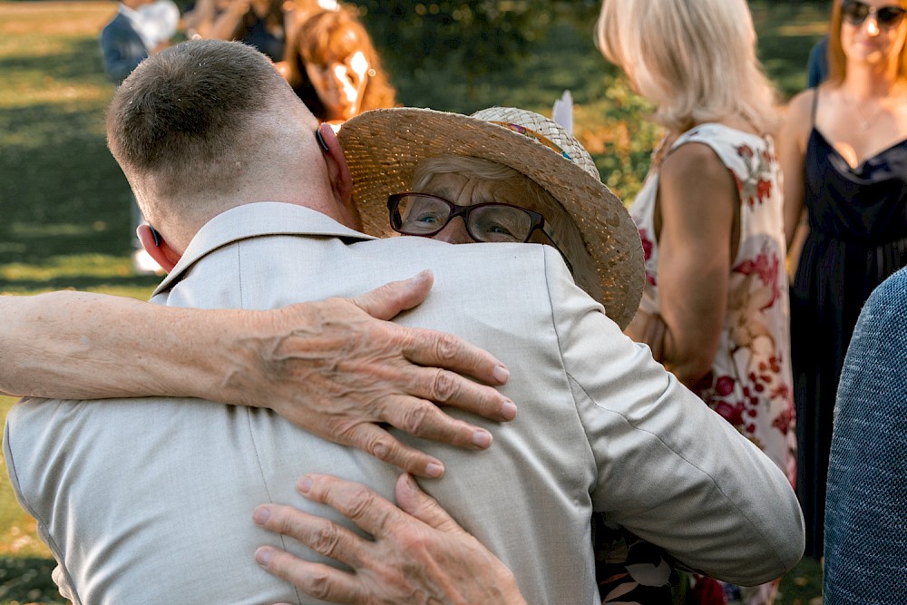 reportage Sommerhochzeit auf dem Hofgut Lugenhof am Bodensee 27