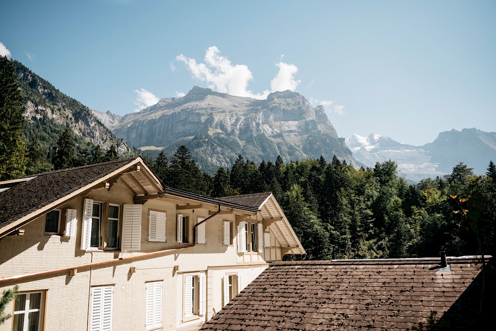 reportage CELINE & MORITZ - HOCHZEIT IN KANDERSTEG 16