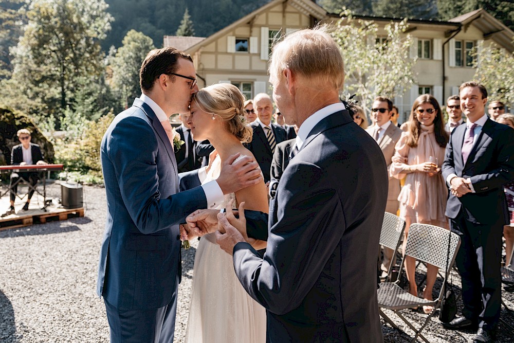 reportage CELINE & MORITZ - HOCHZEIT IN KANDERSTEG 22