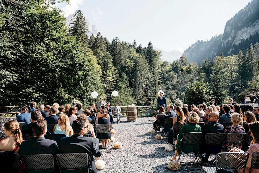 reportage CELINE & MORITZ - HOCHZEIT IN KANDERSTEG 20