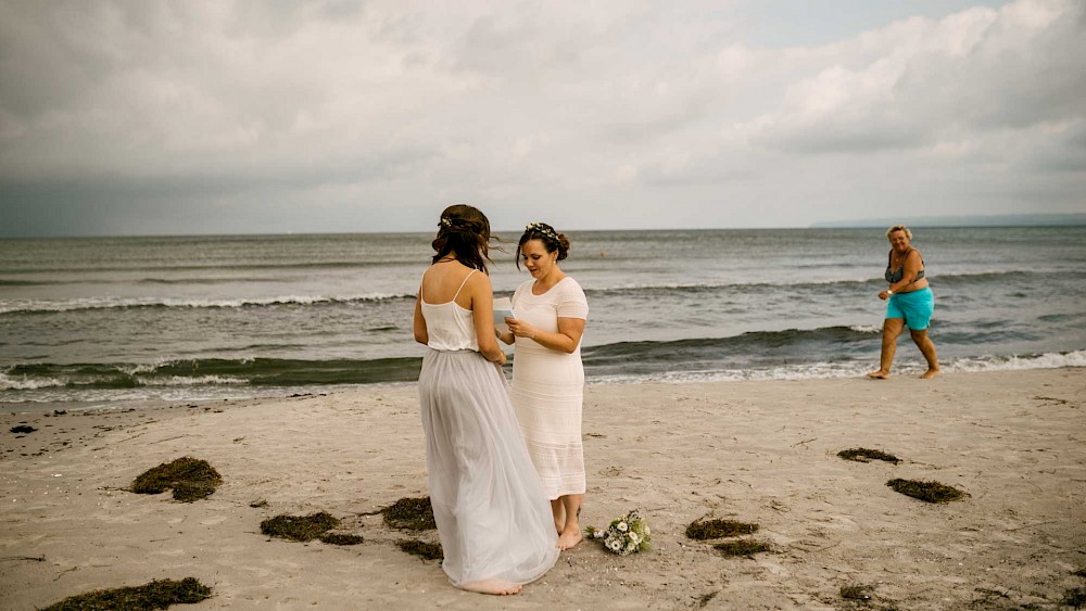 reportage Hochzeitsfotograf Rügen - Kap Arkona - Hochzeitsreportage Adina & Simone 43