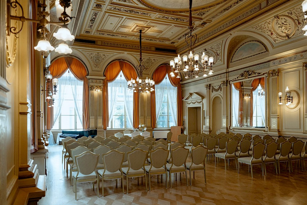 reportage PALAIS PRINZ CARL IN HEIDELBERG | STANDESAMTLICHE HOCHZEIT IM SPIEGELSAAL UND PAARSHOOTING IM MANNHEIMER SCHLOSS 34