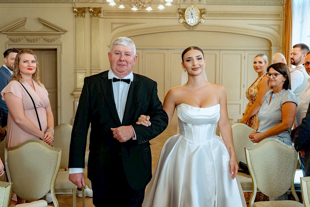 reportage PALAIS PRINZ CARL IN HEIDELBERG | STANDESAMTLICHE HOCHZEIT IM SPIEGELSAAL UND PAARSHOOTING IM MANNHEIMER SCHLOSS 32