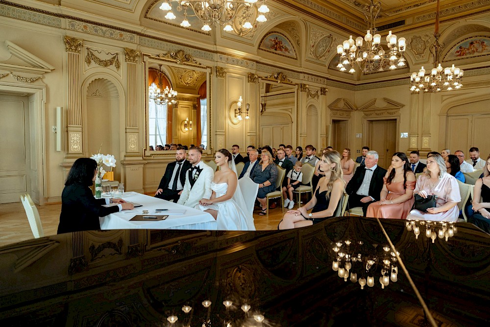 reportage PALAIS PRINZ CARL IN HEIDELBERG | STANDESAMTLICHE HOCHZEIT IM SPIEGELSAAL UND PAARSHOOTING IM MANNHEIMER SCHLOSS 29