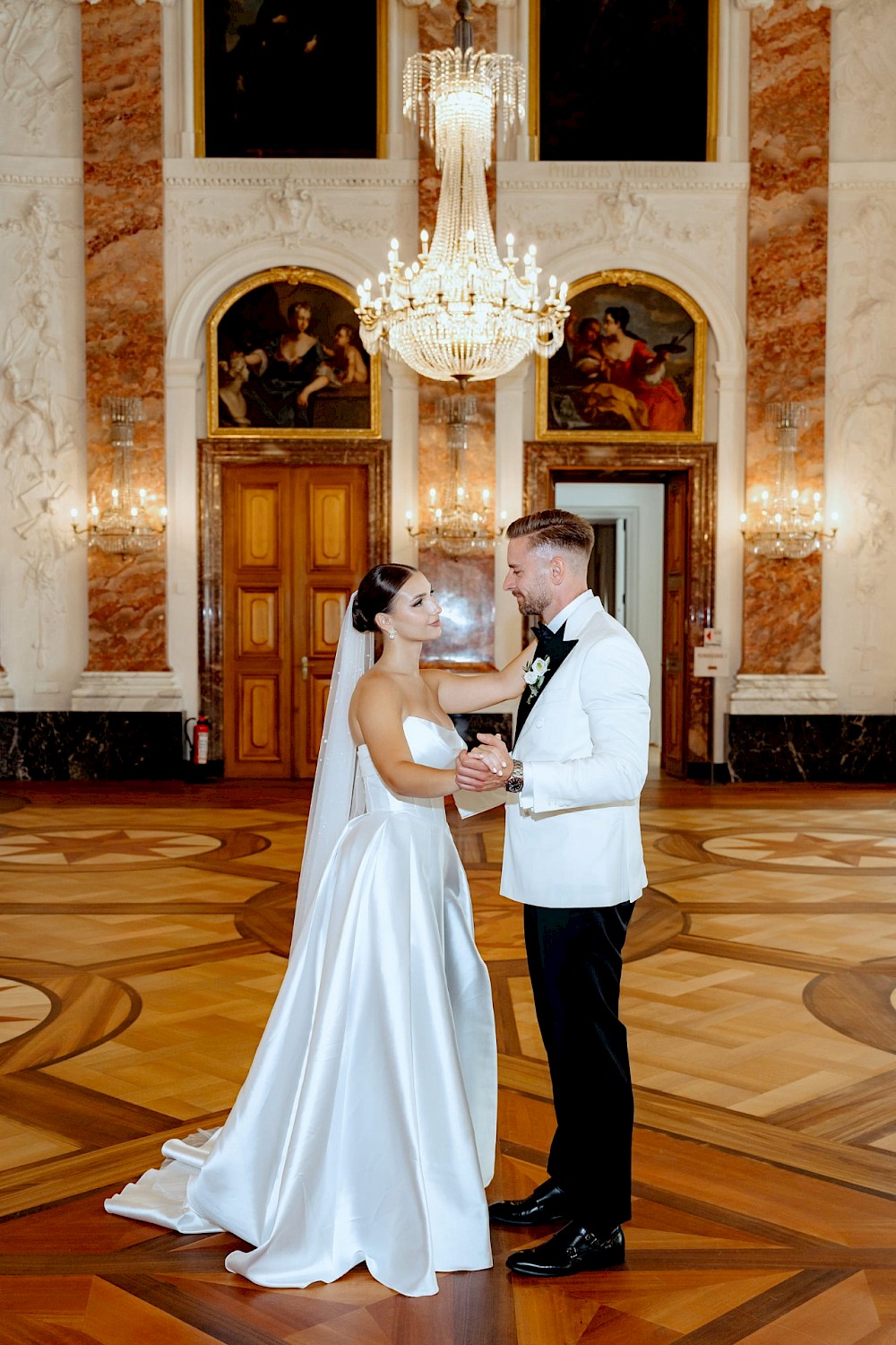 reportage PALAIS PRINZ CARL IN HEIDELBERG | STANDESAMTLICHE HOCHZEIT IM SPIEGELSAAL UND PAARSHOOTING IM MANNHEIMER SCHLOSS 6
