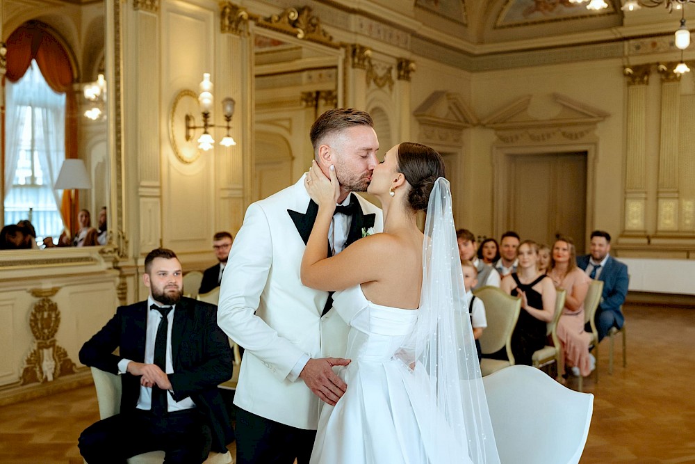 reportage PALAIS PRINZ CARL IN HEIDELBERG | STANDESAMTLICHE HOCHZEIT IM SPIEGELSAAL UND PAARSHOOTING IM MANNHEIMER SCHLOSS 9