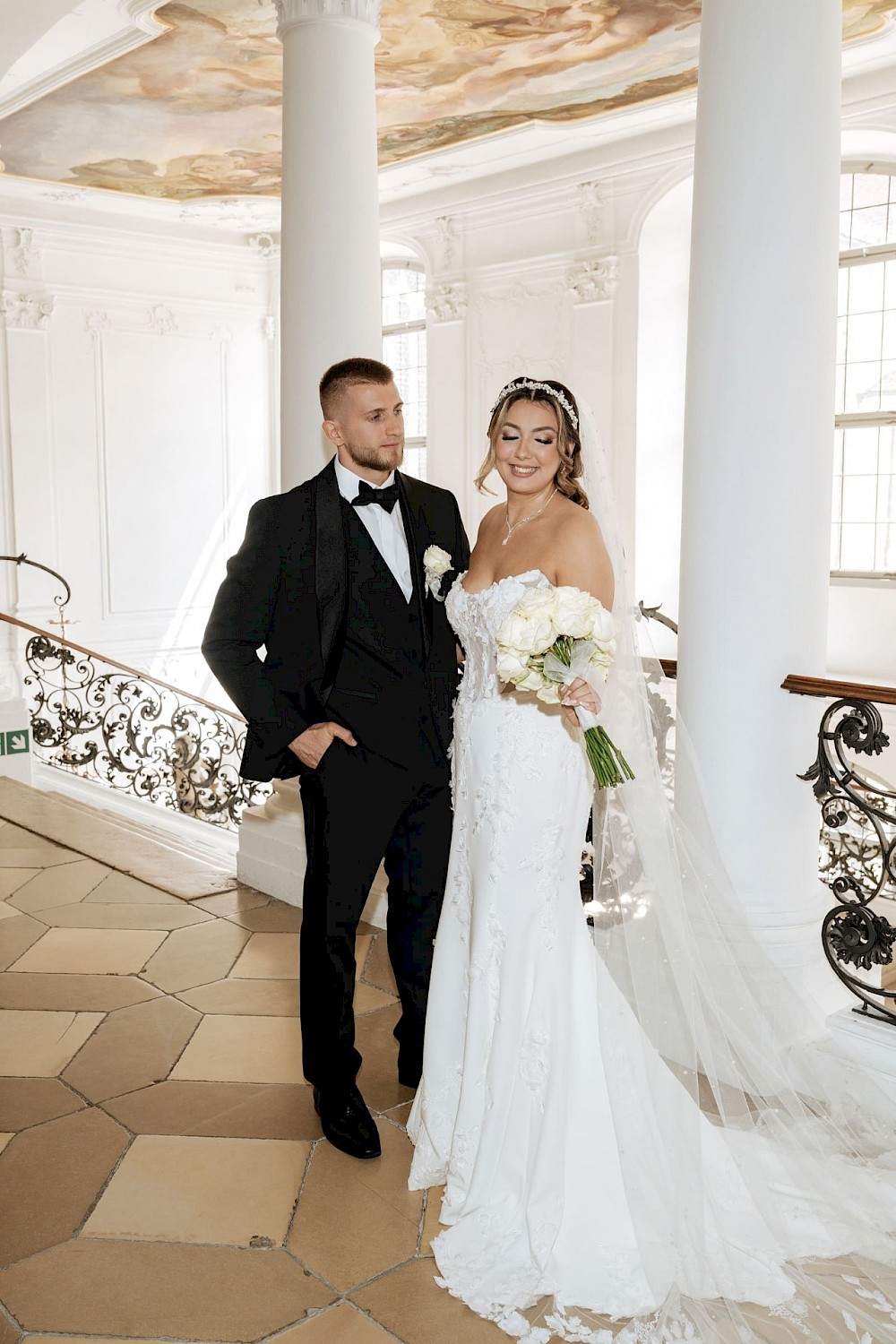 reportage RESIDENZPLATZ EICHSTÄTT | EINE BESONDERE LOCATION FÜR HOCHZEITSFOTOS UND PAARSHOOTINGS 3