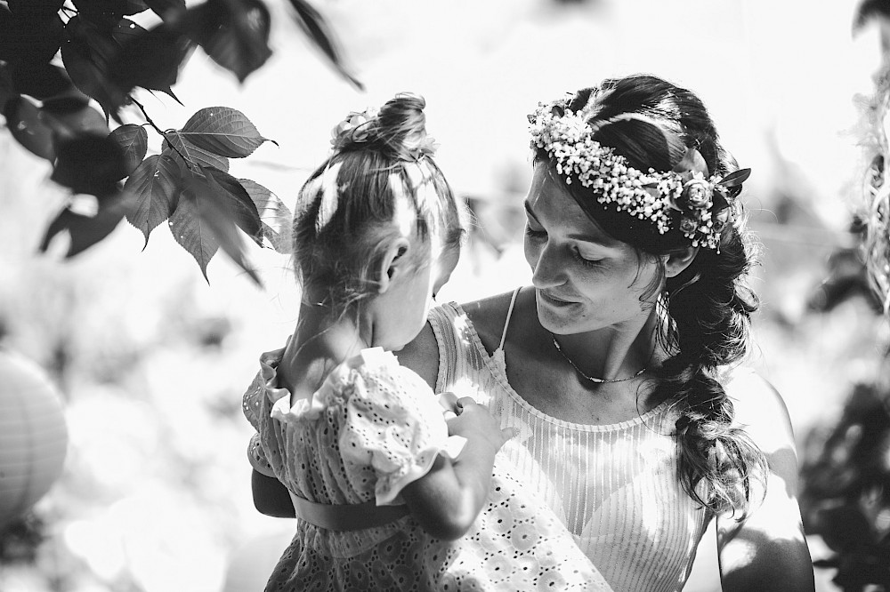 reportage wild romantische Gartenhochzeit bei Augsburg 20