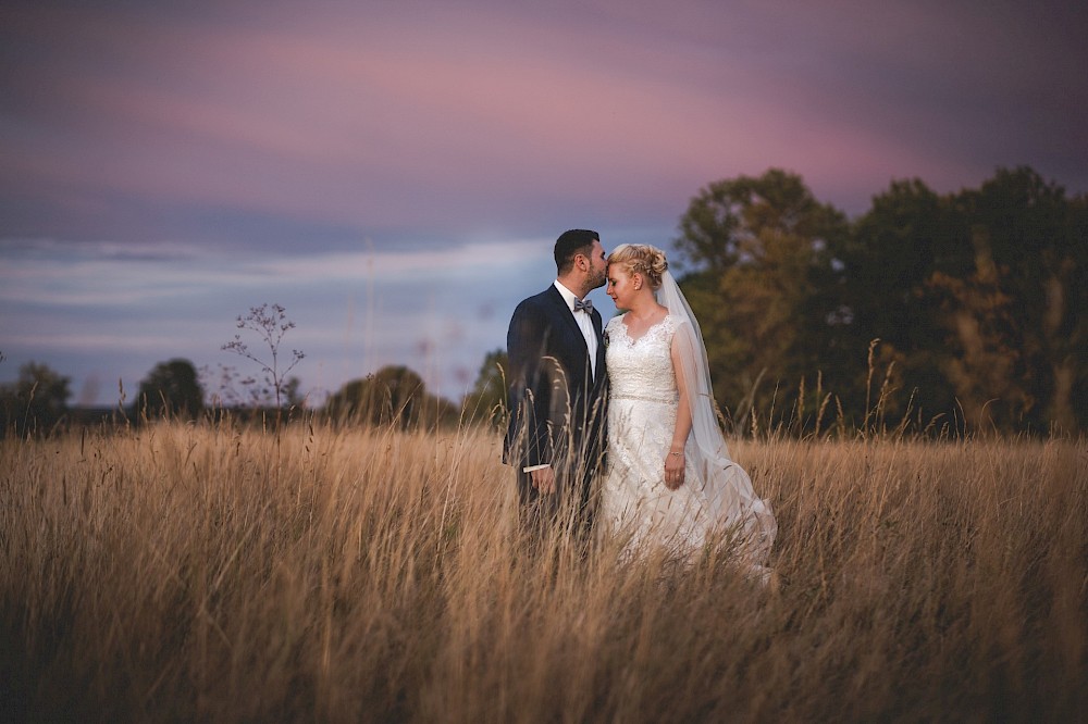 reportage Festliche Hochzeit in einem fränkischen Stadel 37