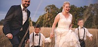 Festliche Hochzeit in einem fränkischen Stadel