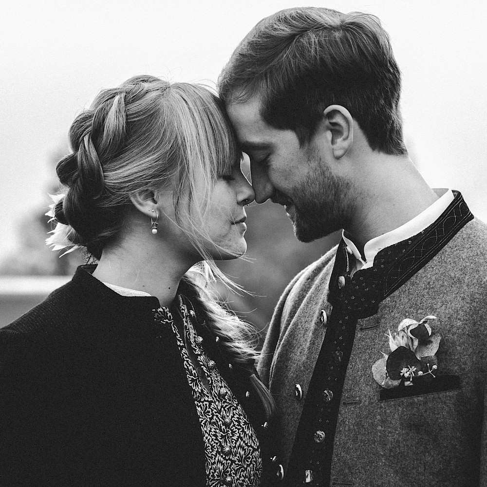 reportage Traumhafte Hochzeit in bayerischer Tracht 5